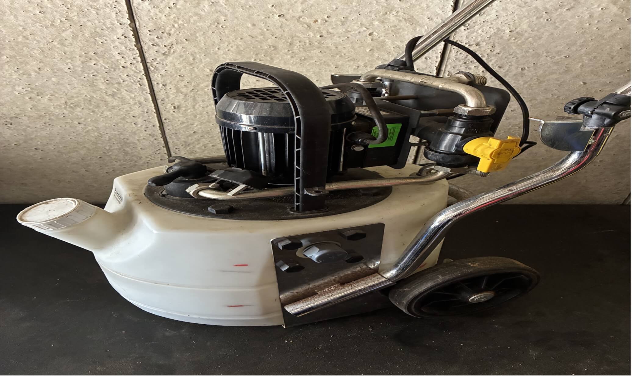 power flushing bottom boxes